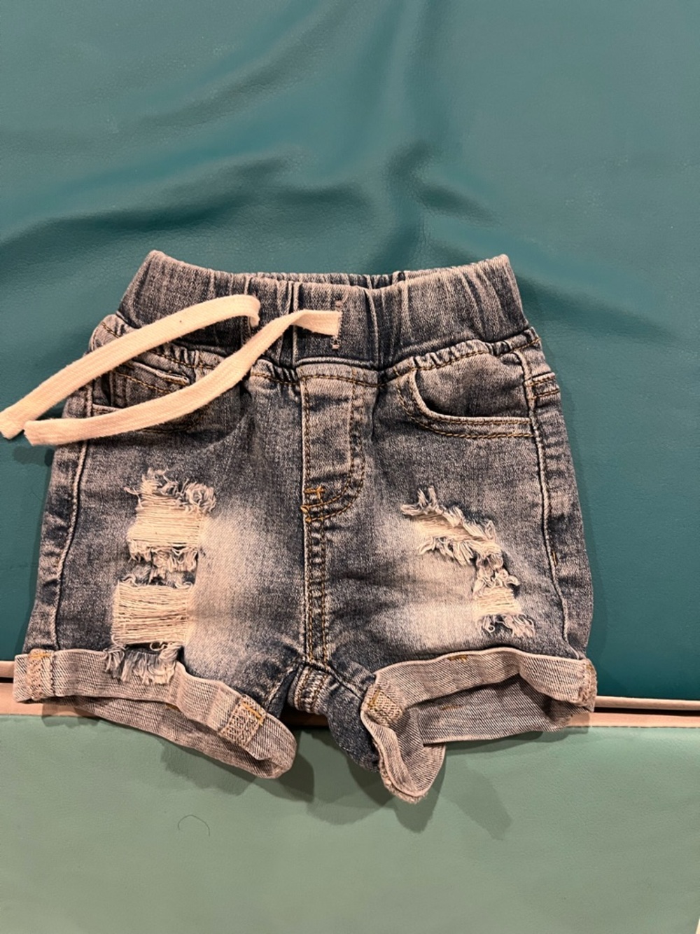Little Bipsy distressed shorts